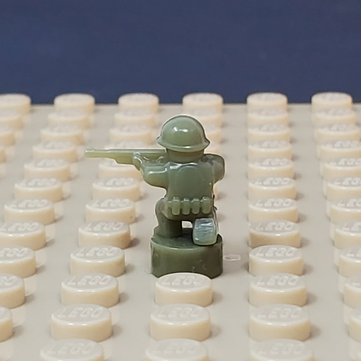 Nano Soldier - Kneeling with Rifle Variant (Single - Various Colors Available) - Image 4